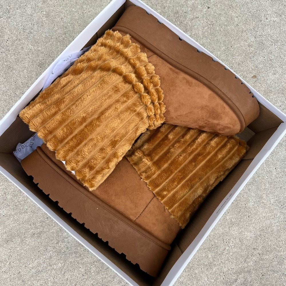 Camel Platform Fold Over Fur Boots